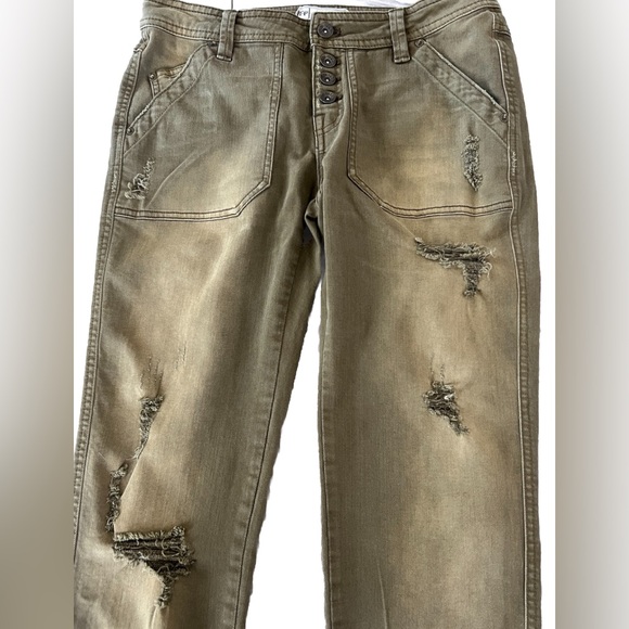 FREE PEOPLE Green Distressed Faded Straight Leg Jeans Exposed Buttons Sz 0 32x28 - Picture 3 of 8